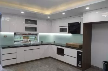 Tủ bếp hiện đại tại Long Thành – đẹp, bền, giá xưởng thi công trọn gói